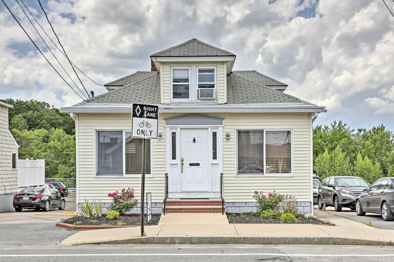 Old Orchard Beach Home With Patio Walk To Beach Exterior photo